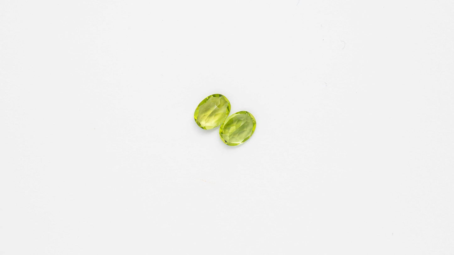 Peridot - Paar 2,76 ct.