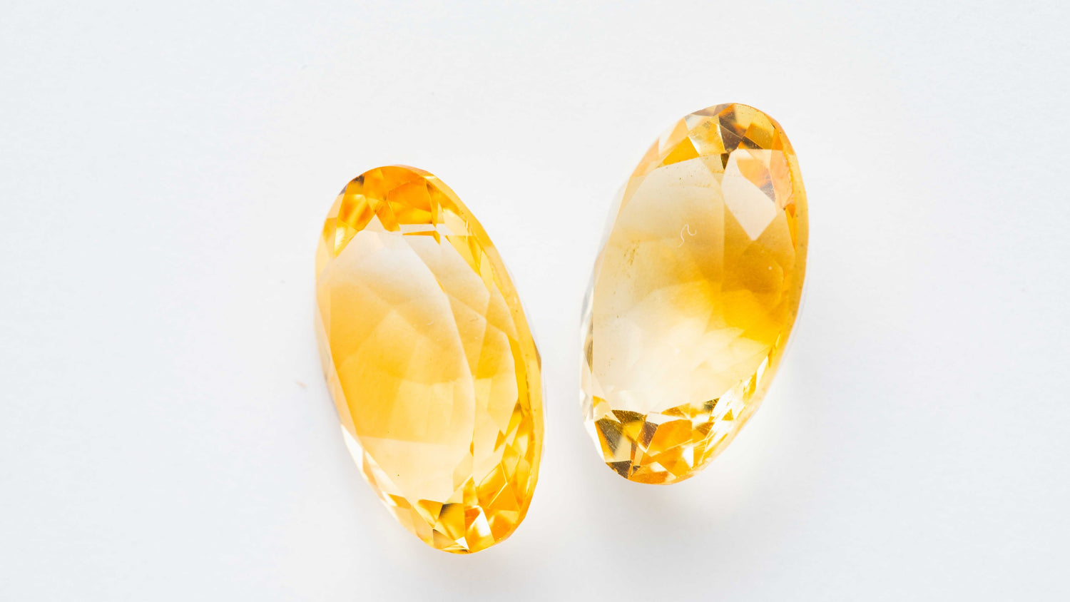 Citrin - Paar 10,64 cts.