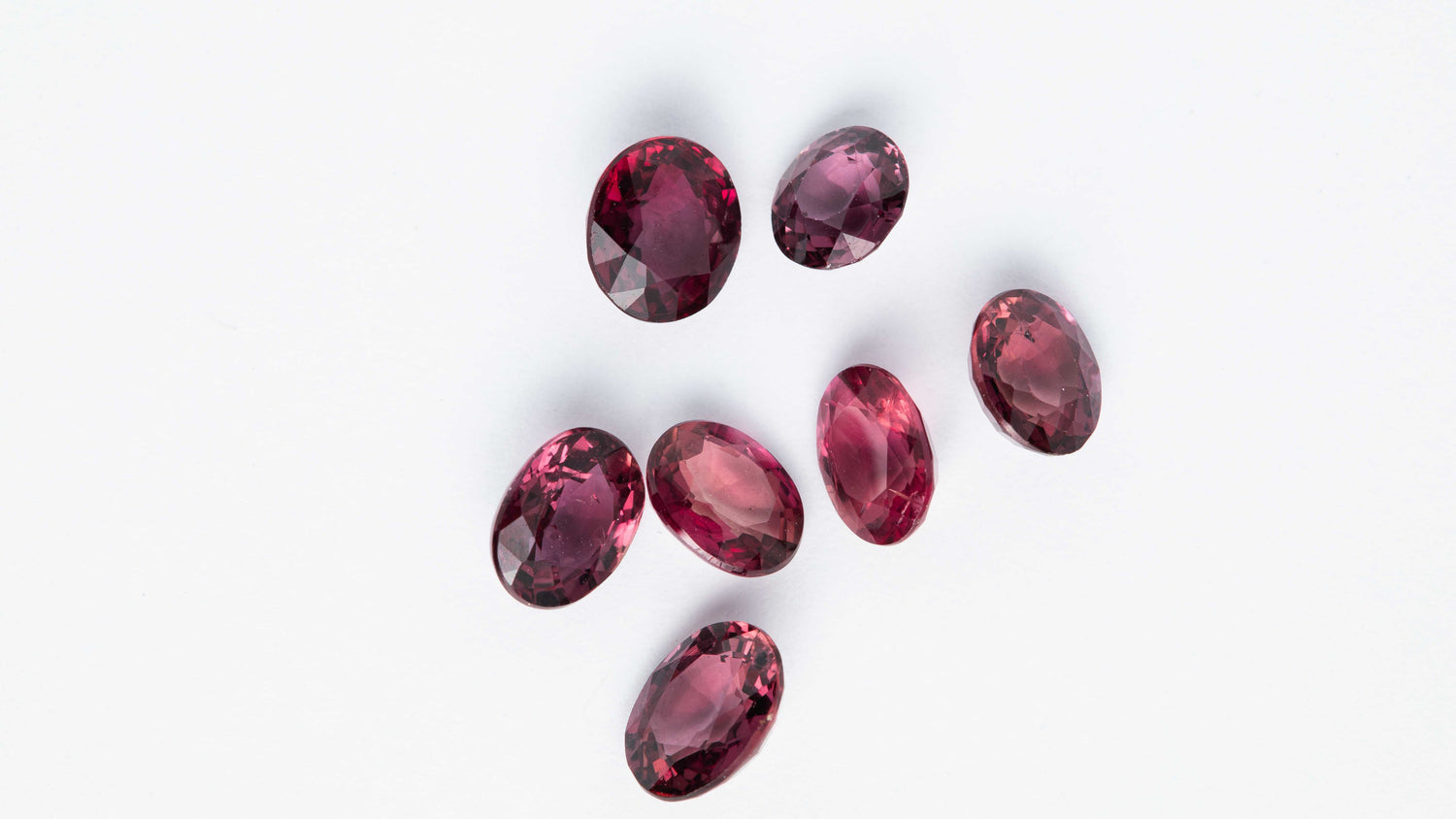Rubin (Songearubin) Parcel 3,4 cts. 7 Stück