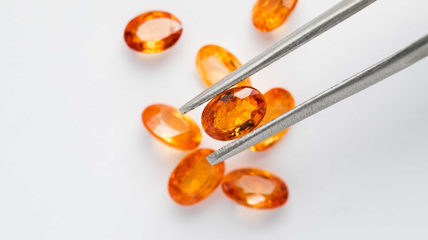 Granat Mandarin Parcel 4,44 cts. 8 Stück