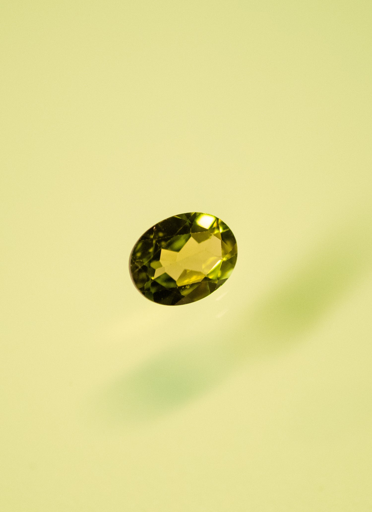 Peridot 1,84 ct.