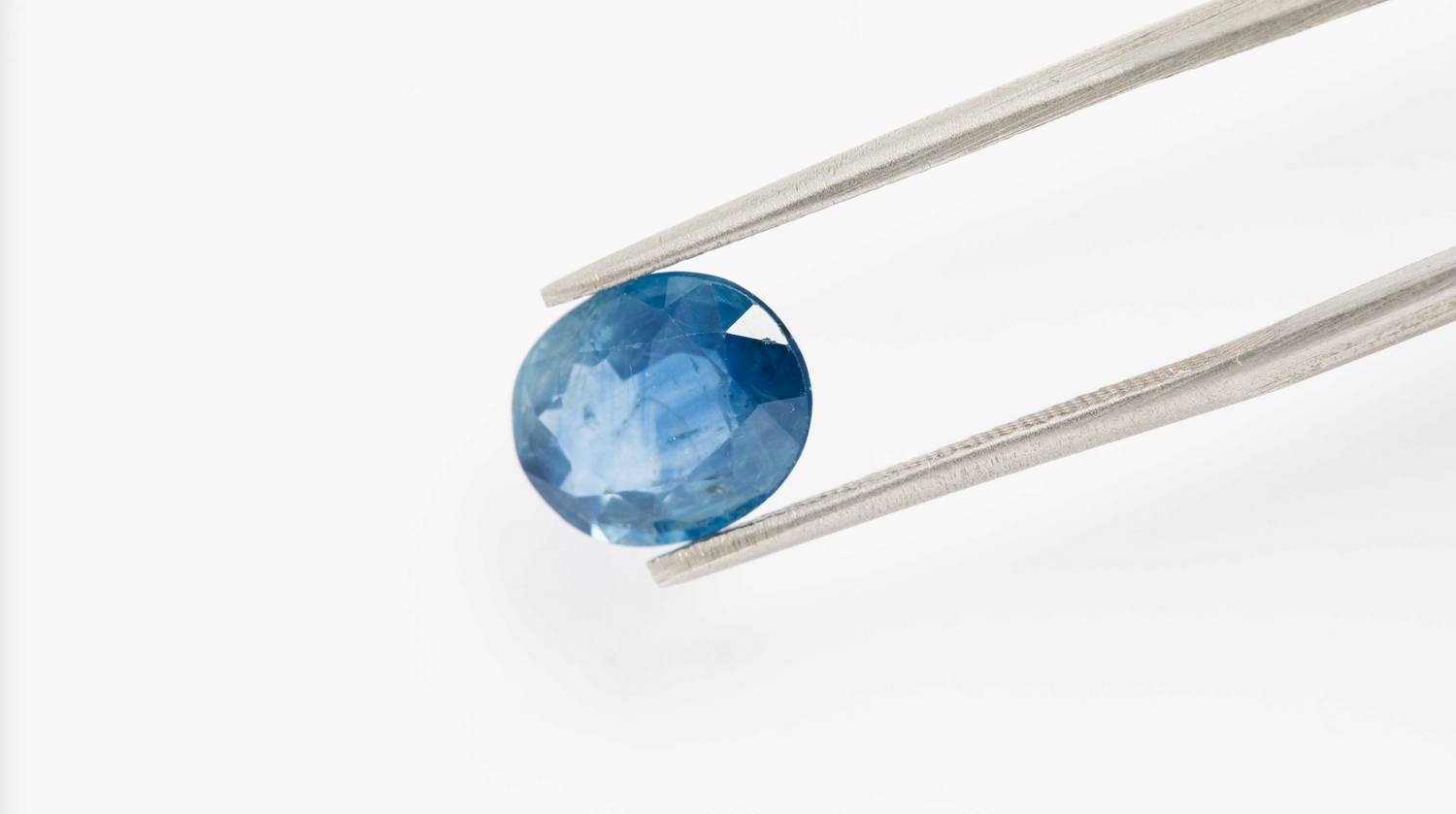 Saphir 2,98 ct.