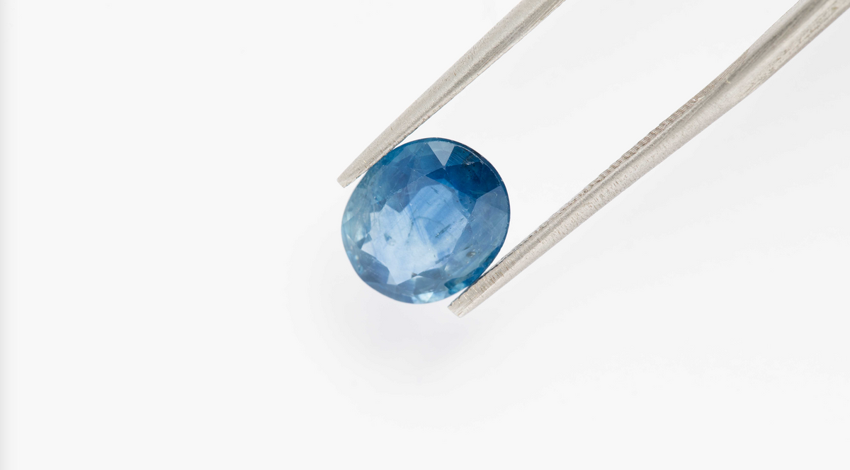 Saphir 2,98 ct.
